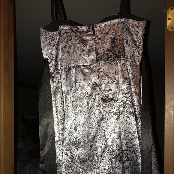 Cocktail dress - Picture 2 of 3